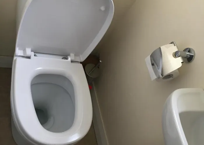 Private Double & Twin Rahoon Проживание в семье *